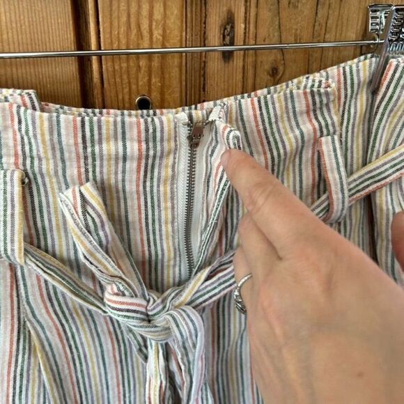 Olivaceous Small Colorful Striped Shorts Paperbag Mom High Waisted Front Zip‎ - Picture 4 of 9